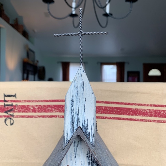 Church Birdhouse - Picture 7 of 10